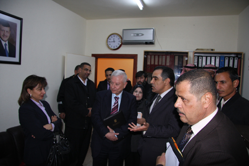 Mr. Mustafa Nasereddin, Executive Director–Talal ...