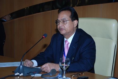 Dr. Abdul Waheed Khan, President of Talal Abu-Ghazaleh ...
