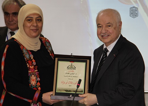 سعادة الدكتور طلال أبوغزاله يرعى مؤتمر 'الأردنية والفلسطينية معاً نحو مستقبل أفضل'