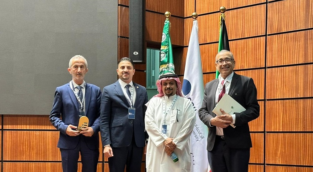 أبوغزاله العالمية تشارك في منتدى العلم المفتوح في الوطن العربي في الكويت 