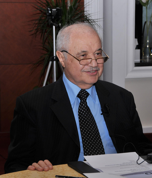 سعادة العين طلال أبوغزاله