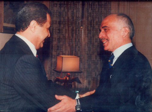 His Majesty King Hussein Bin Talal receives Mr. ...