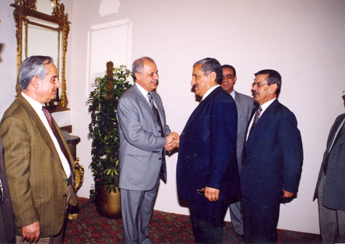 Mr. Abu-Ghazaleh receives Mr. Abdullah Nsour at the IP ...