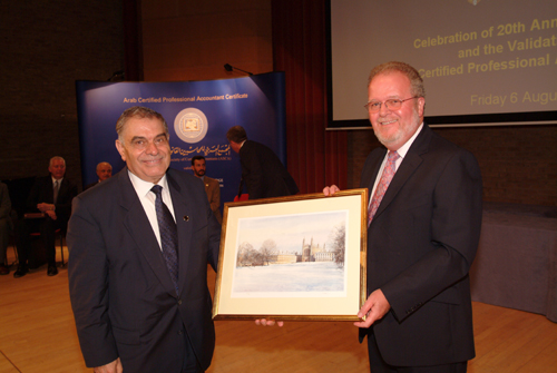 Mr. Ken Murray, Chief Executive of University of Cambridge ...